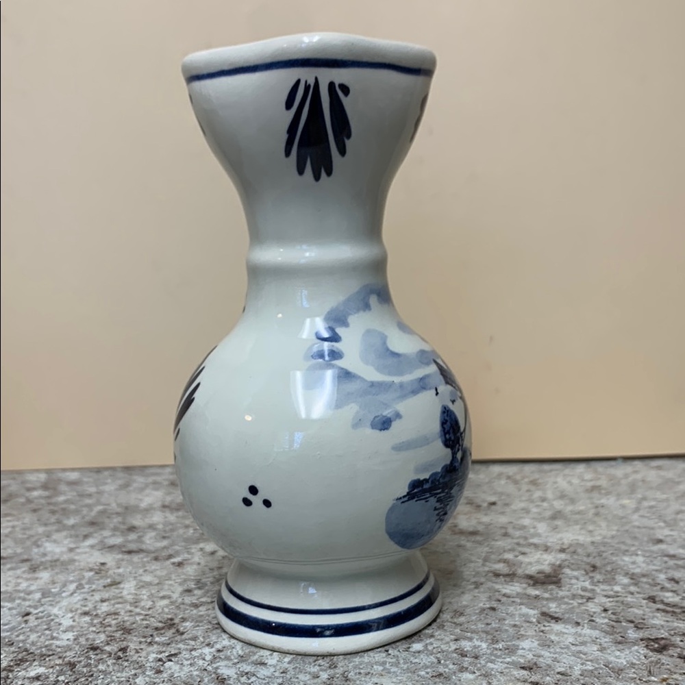Blue and White Ceramic Art with Dutch Design - Picture 5 of 8